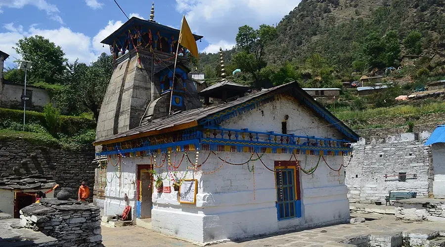 Triyuginarayan Temple, The Wedding Venue of Lord Shiva and Parvati